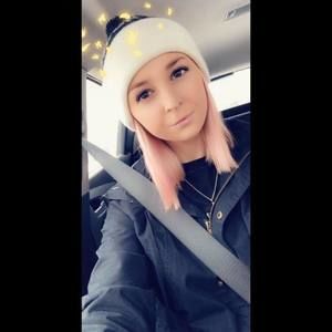 Meet your Posher, Liza